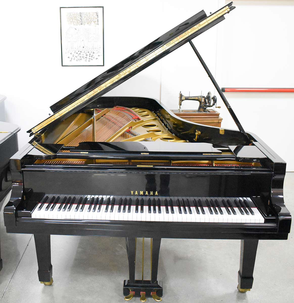 Yamaha CF275 Pianoforte a coda Nero