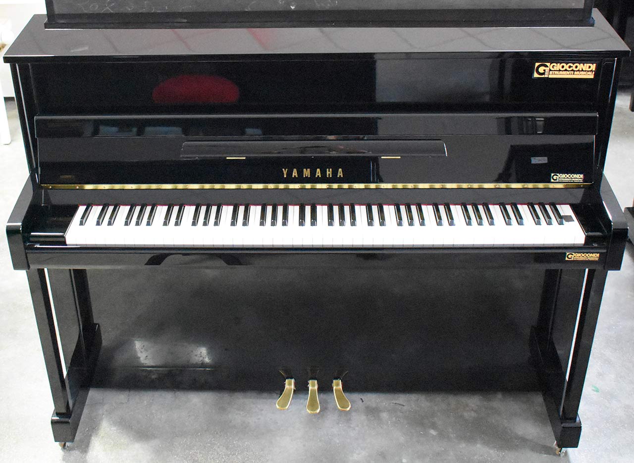 Yamaha B2EPE Pianoforte Verticale Nero Lucido