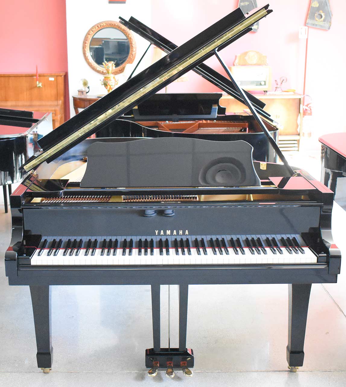 Yamaha C3 D Pianoforte a Coda Nero